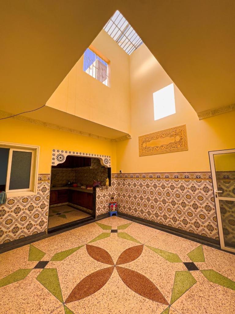 dar haut de gamme Et à un prix imaginaire Hostcom Oujda Extérieur photo